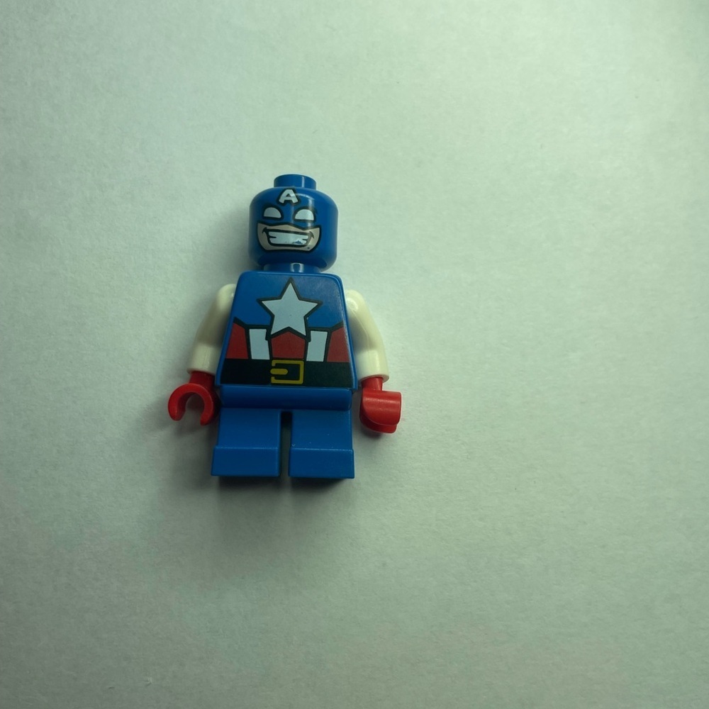 LEGO Captain America Short Legs minifigure 76065 Super Heroes Marvel Avengers